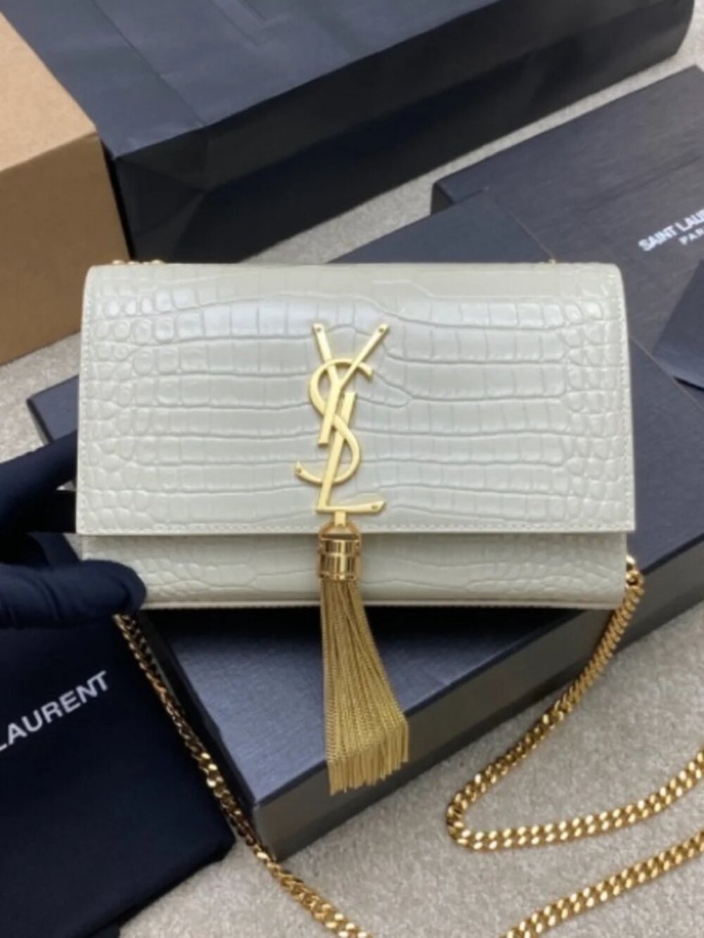 ✨ Yves Saint Laurent White Handbag